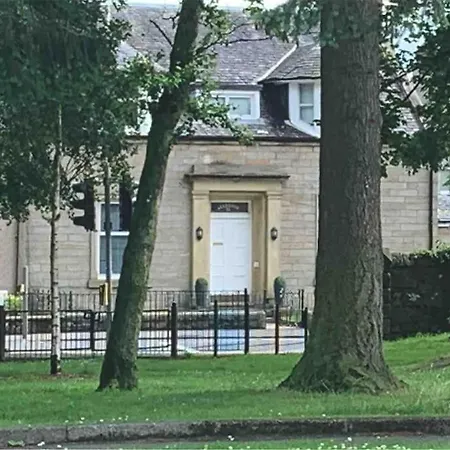 Allerton - Victorian Character Home In Stirling Exterior photo