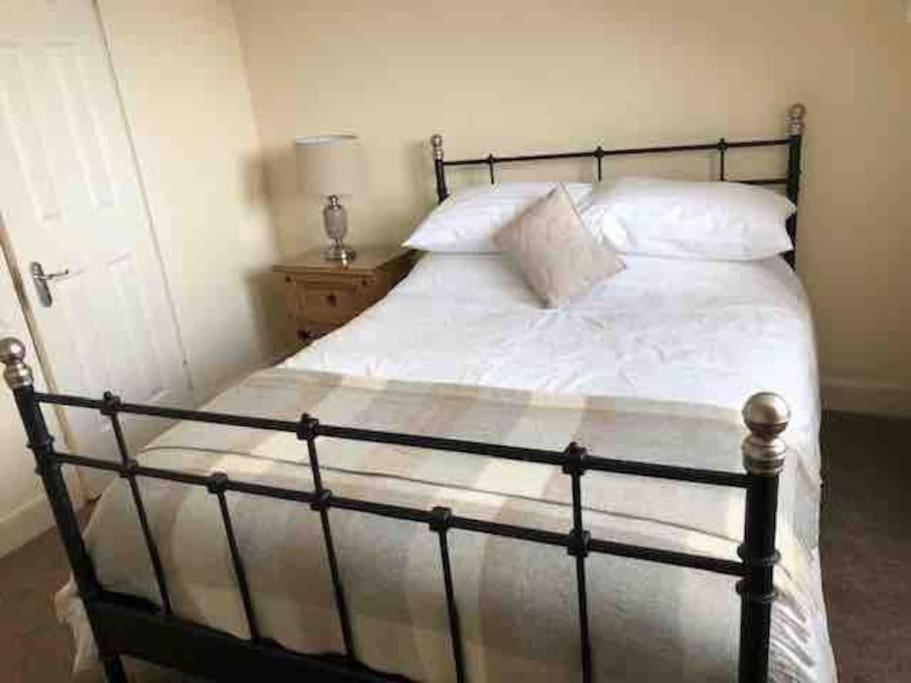 Allerton - Victorian Character In Apartment *